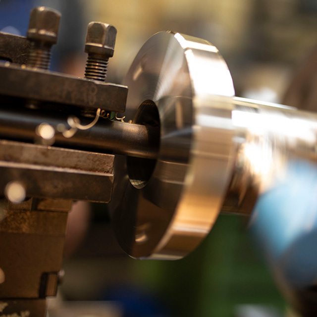 Mechanik bei Hatec Industrie-Montagen